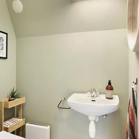 Apartmán Centrally Located In *